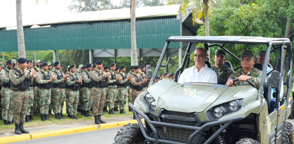 Ejército inaugura varias instalaciones en campamento militar